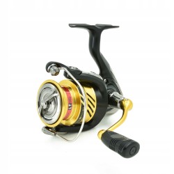 Kołowrotek spinningowy Daiwa Crossfire 3000 4 łożyska 10186-300