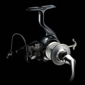 Kołowrotek Spinningowy Daiwa 24 Certate(G) LT 3000D 10BBS Płynna Praca 10424-301