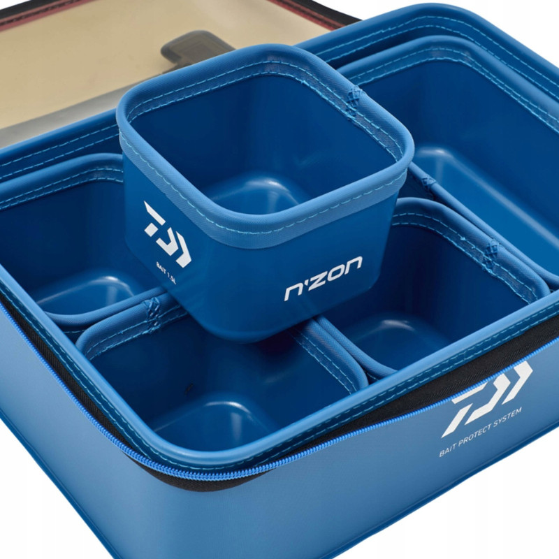 Torba wędkarska na przynęty Daiwa N'Zon Bait Protect System wym.42x12x25cm 13304-201